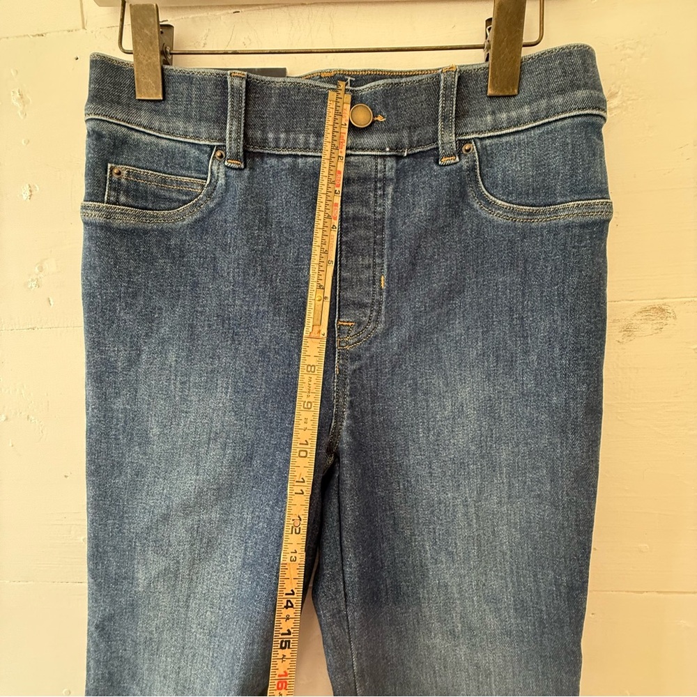 NWT SPANX everywear authentic blue pull on Flare Jeans size small - Picture 6 of 10